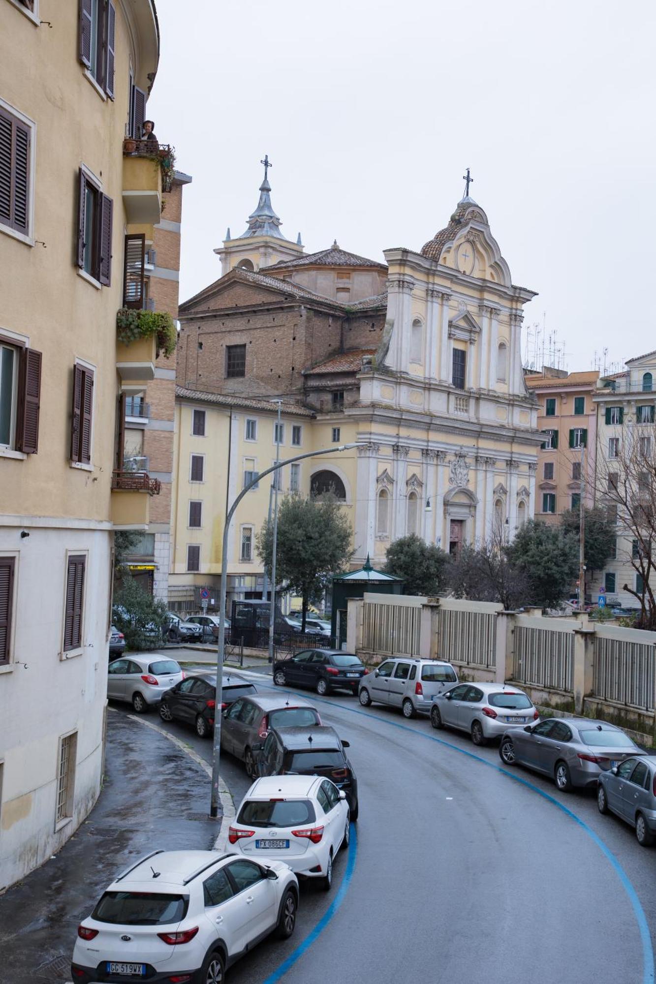 Apartment Fornaci 48 Rom